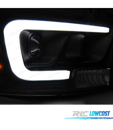 PHARES POUR DODGE RAM 06-08 DAYLIGHT LED NOIR