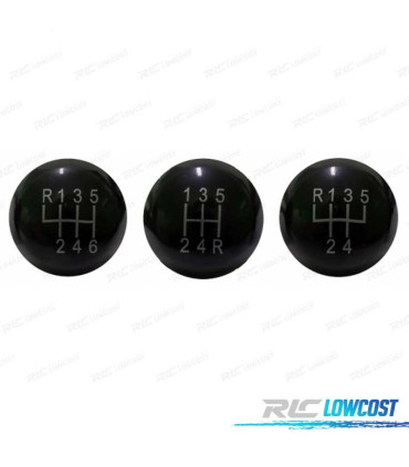 POMMEAU DE VITESSES COURT EN CUIR NOIR.